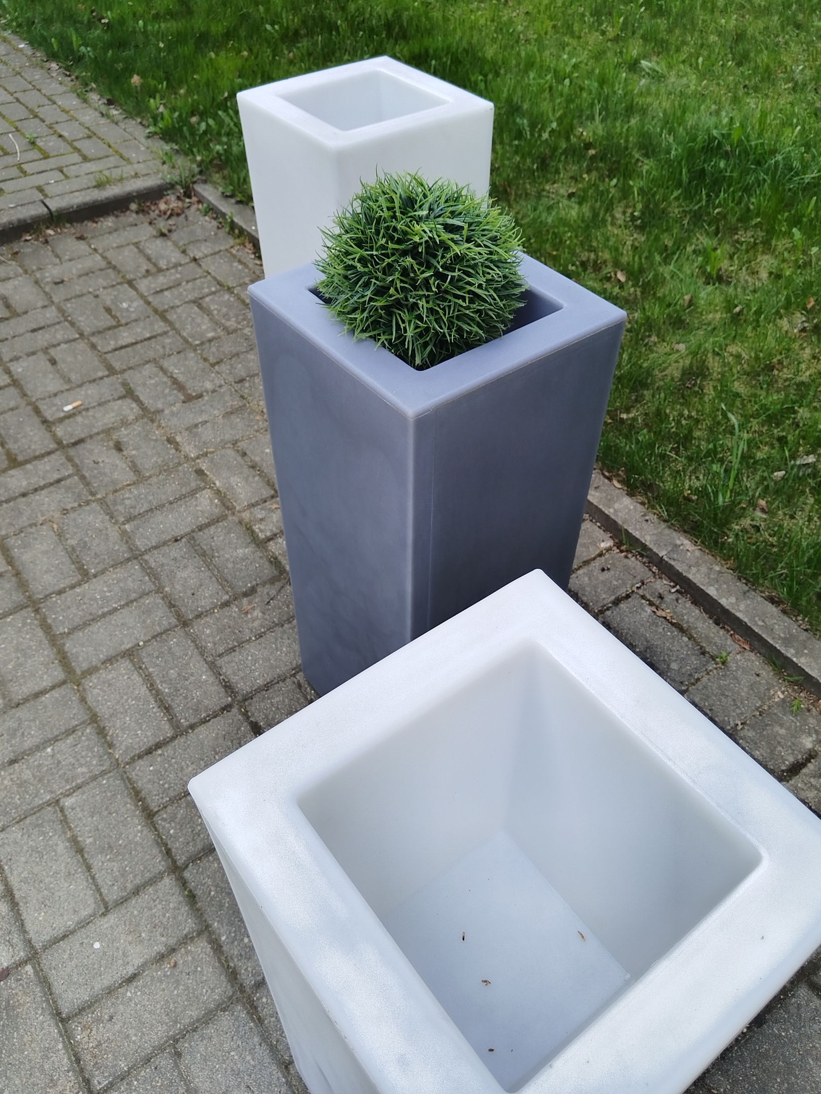 Кашпо квадрат 300x300x730  Срок службы:  Кашпо квадрат 300x300x730  ⛲ — это Завод Чистовод, Минск — это септик автономной канализации «под ключ» в частном доме и на даче в Минске и по Беларуси, это канализация с гарантией, доставкой и рассрочкой  1  руб.