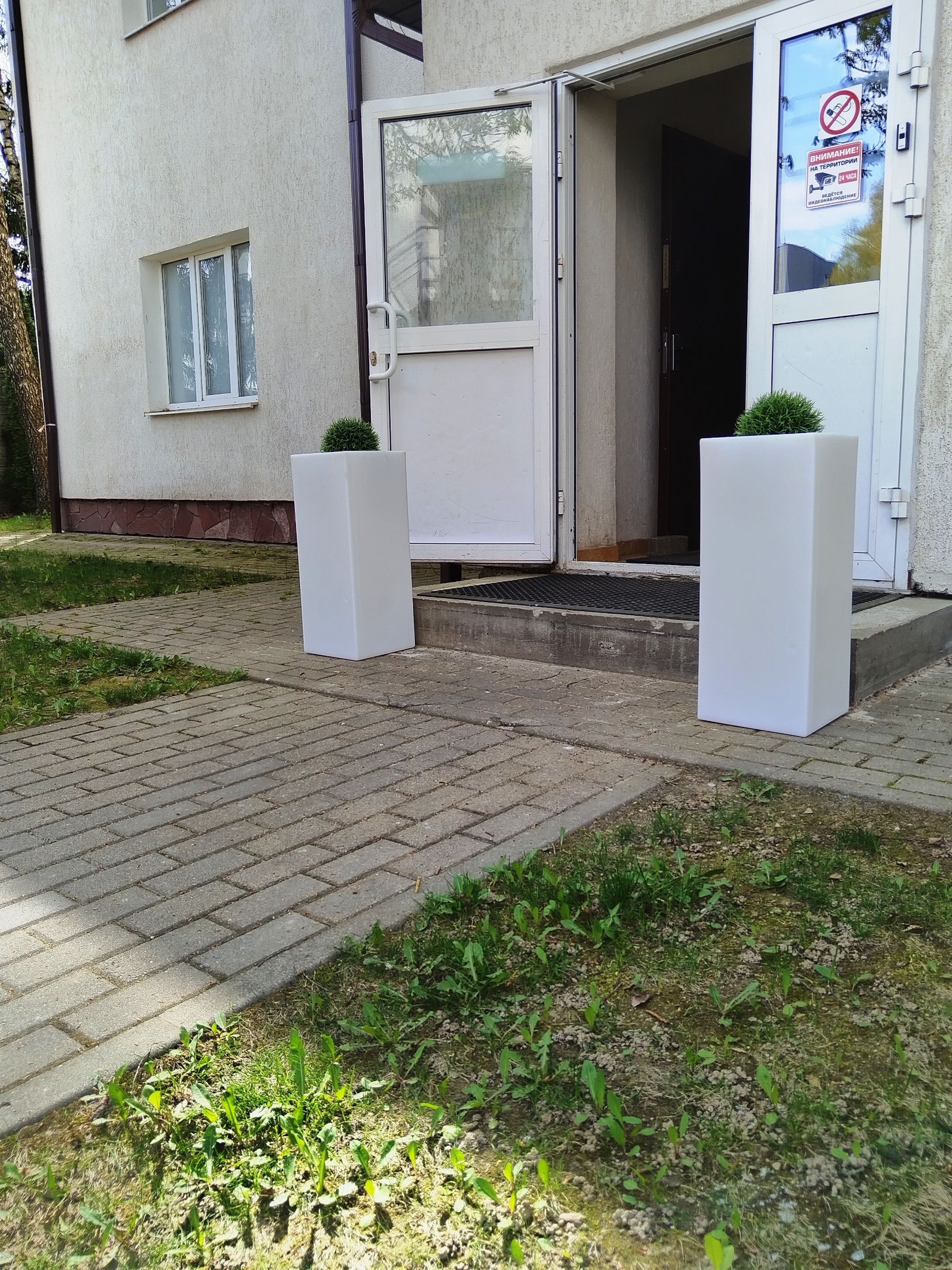 Кашпо квадрат 300x300x730   полиэтилен  Кашпо квадрат 300x300x730  ⛲ — это Завод Чистовод, Минск — это септик автономной канализации «под ключ» в частном доме и на даче в Минске и по Беларуси, это канализация с гарантией, доставкой и рассрочкой  1  руб.