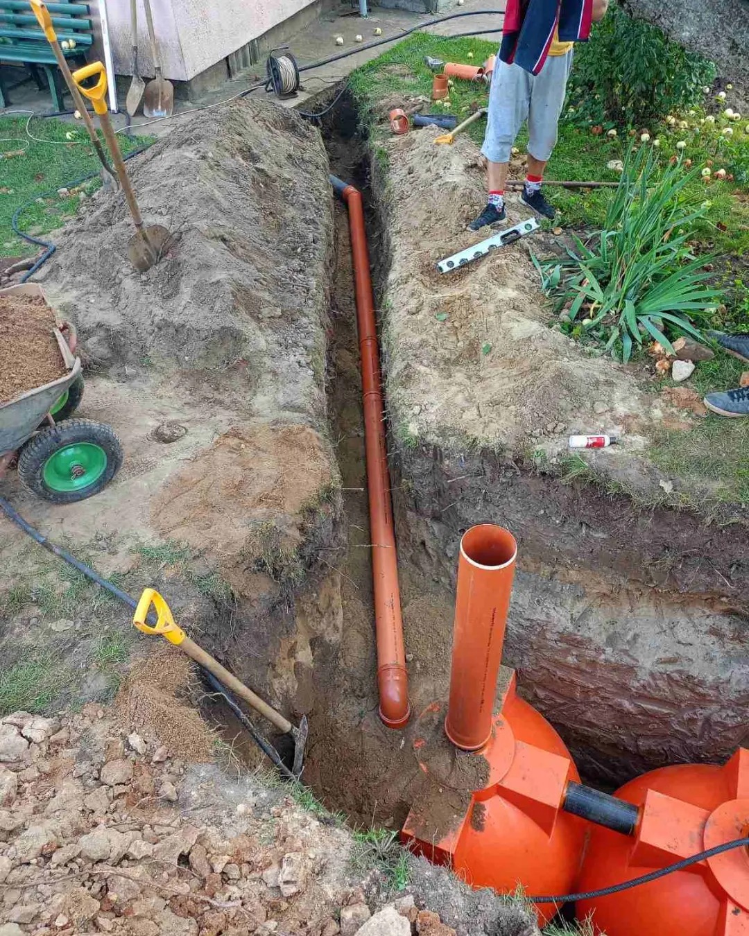 Чистовод-5-Шар  🍏 Чистовод-5-Шар  ⛲ — это Завод Чистовод, Минск — это септик автономной канализации «под ключ» в частном доме и на даче в Минске и по Беларуси, это канализация с гарантией, доставкой и рассрочкой  2 640  руб.  для песчаных грунтов Септики Каталог